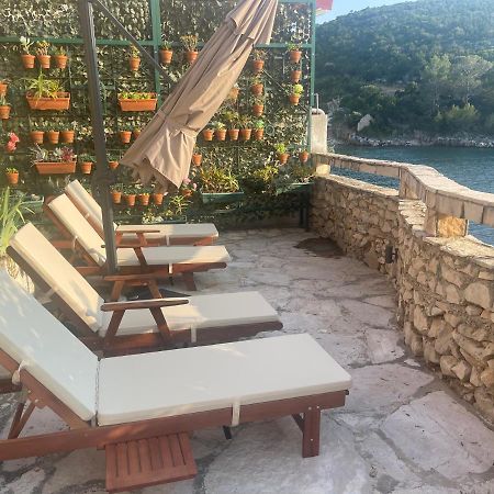Holiday Home Jelena Zastražišće Exteriör bild