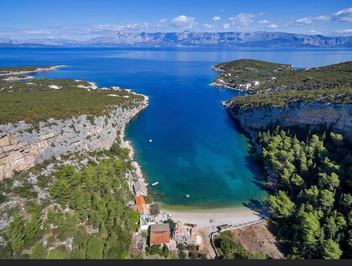 Holiday Home Jelena Zastražišće Exteriör bild