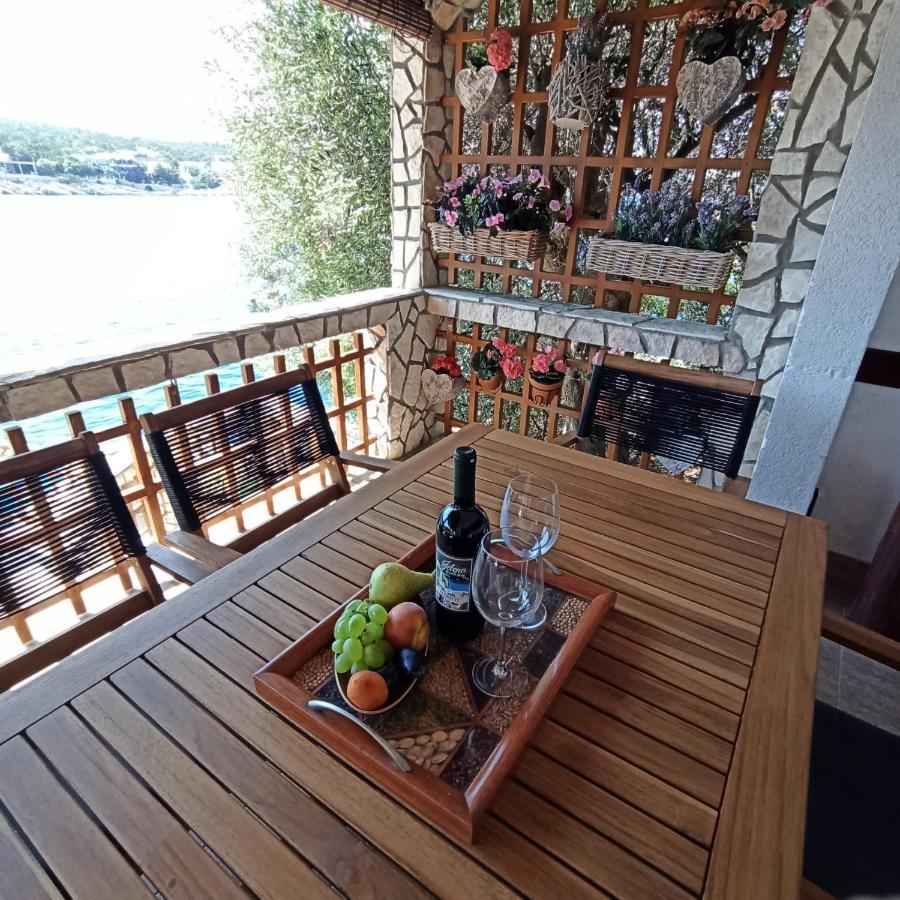 Holiday Home Jelena Zastražišće Exteriör bild