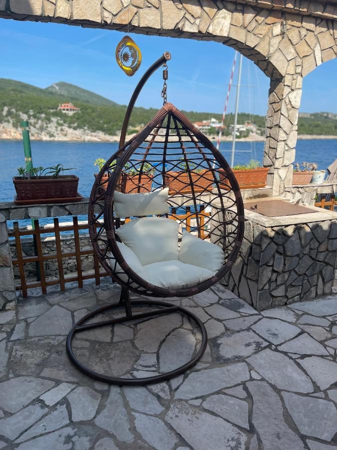Holiday Home Jelena Zastražišće Exteriör bild