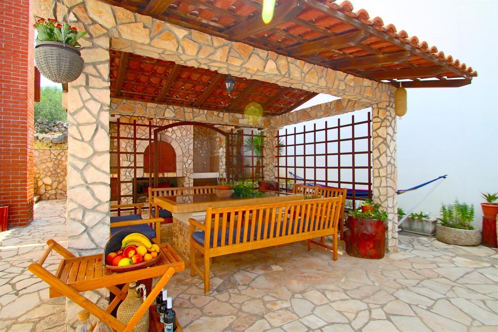 Holiday Home Jelena Zastražišće Exteriör bild