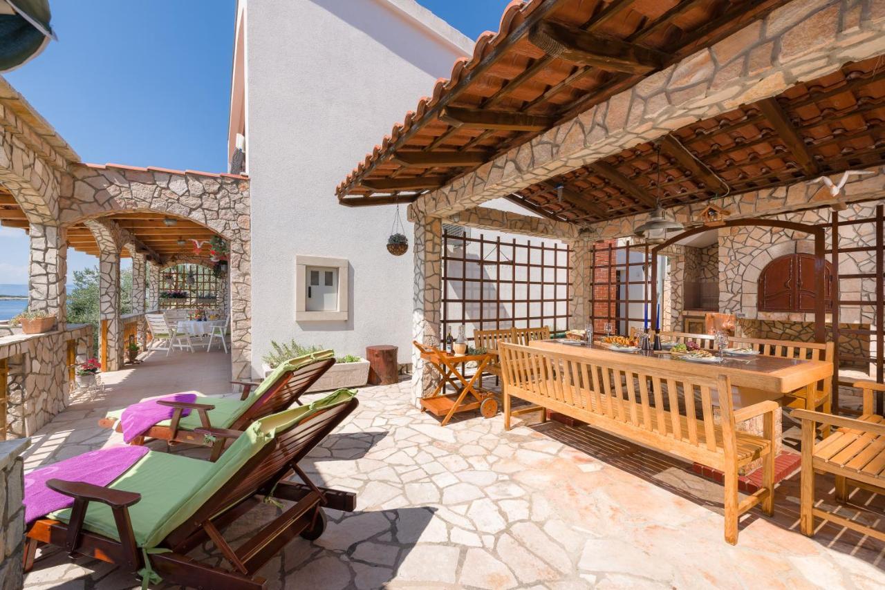 Holiday Home Jelena Zastražišće Exteriör bild