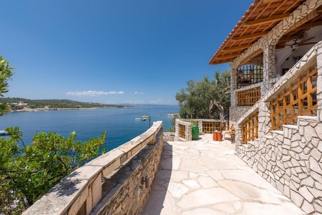 Holiday Home Jelena Zastražišće Exteriör bild