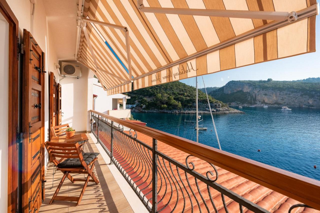 Holiday Home Jelena Zastražišće Exteriör bild